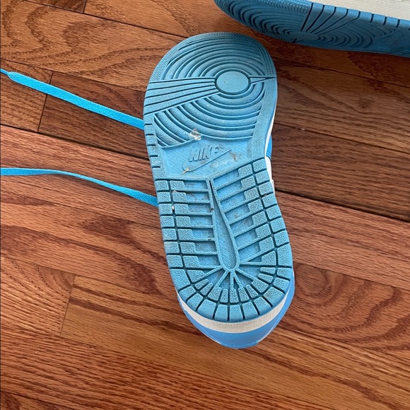 Nike Light Blue Jordan’s - Picture 4 of 13